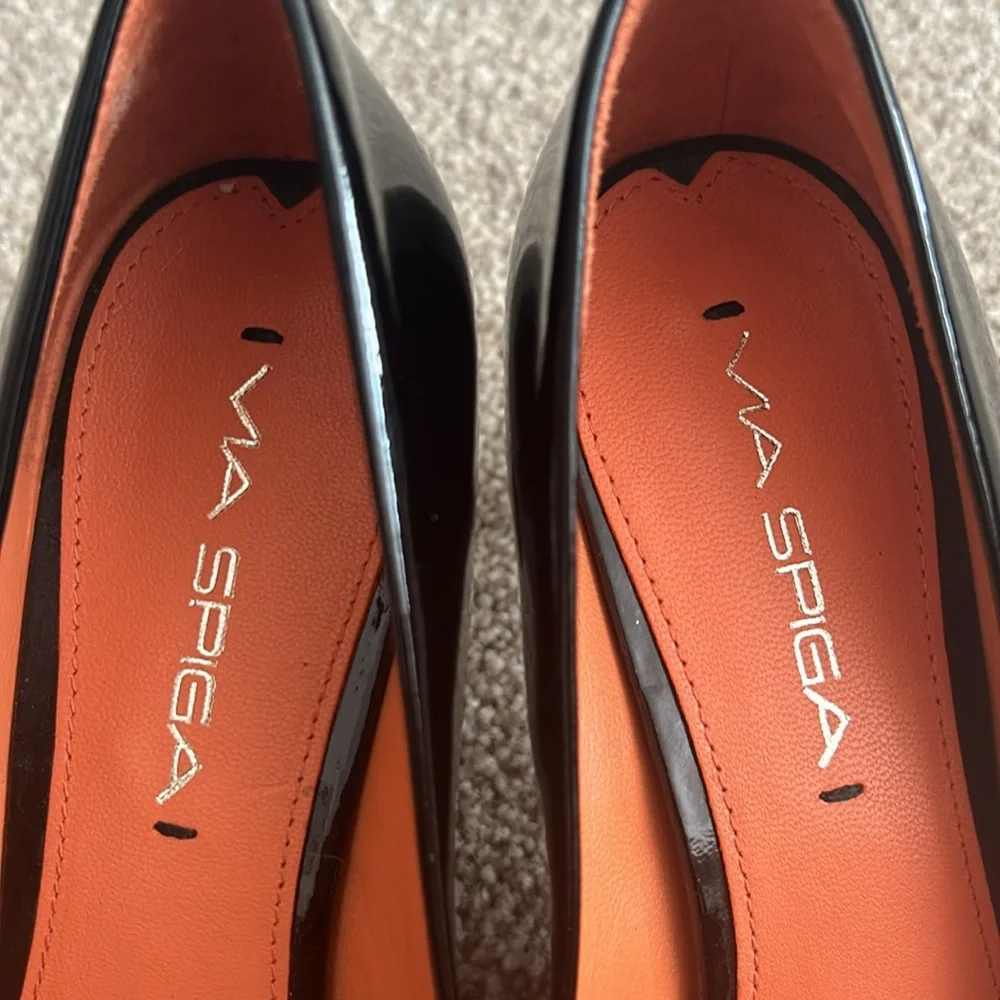 Via Spiga Black Patent Leather Peep Toe Pumps Size 6